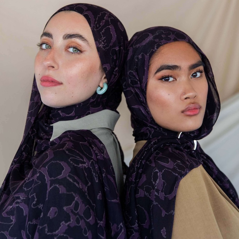 vela scarves hijab in poppy terrian